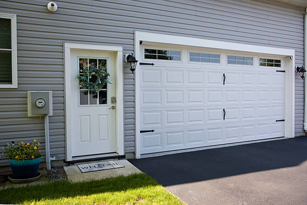 24/7 Emergency Garage Door Installation experts in Greenwood, SC